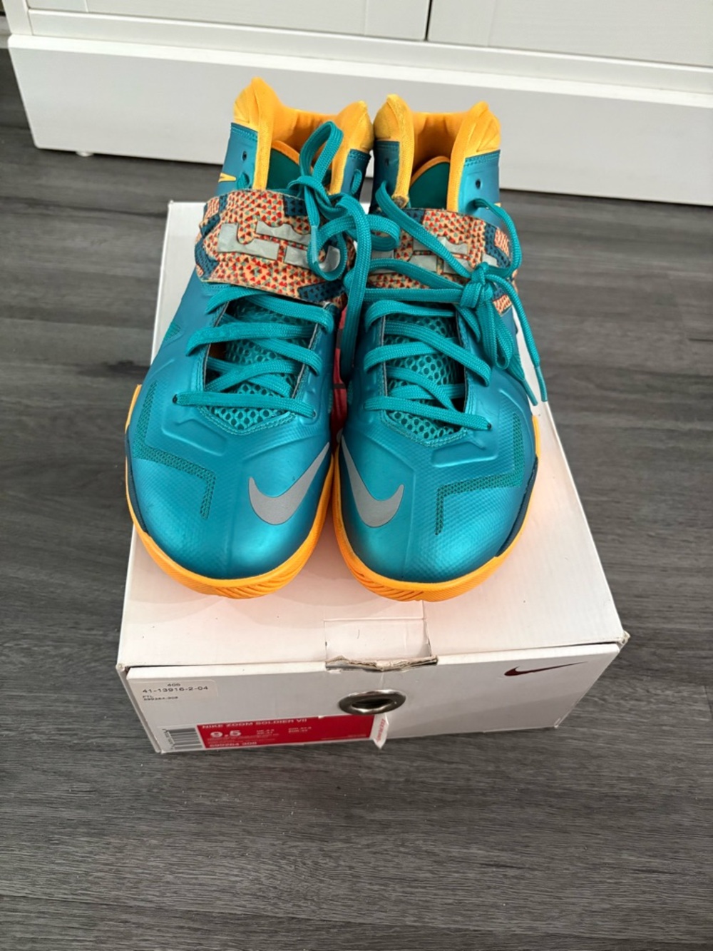 Nike Zoom Solider VII Teal & Orange High-Top dolphins Sneakers